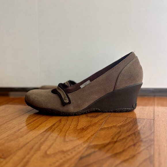 Merrell Petunia Taupe Wedge Suede Mary Jane Womens Shoes 7 - Picture 3 of 10